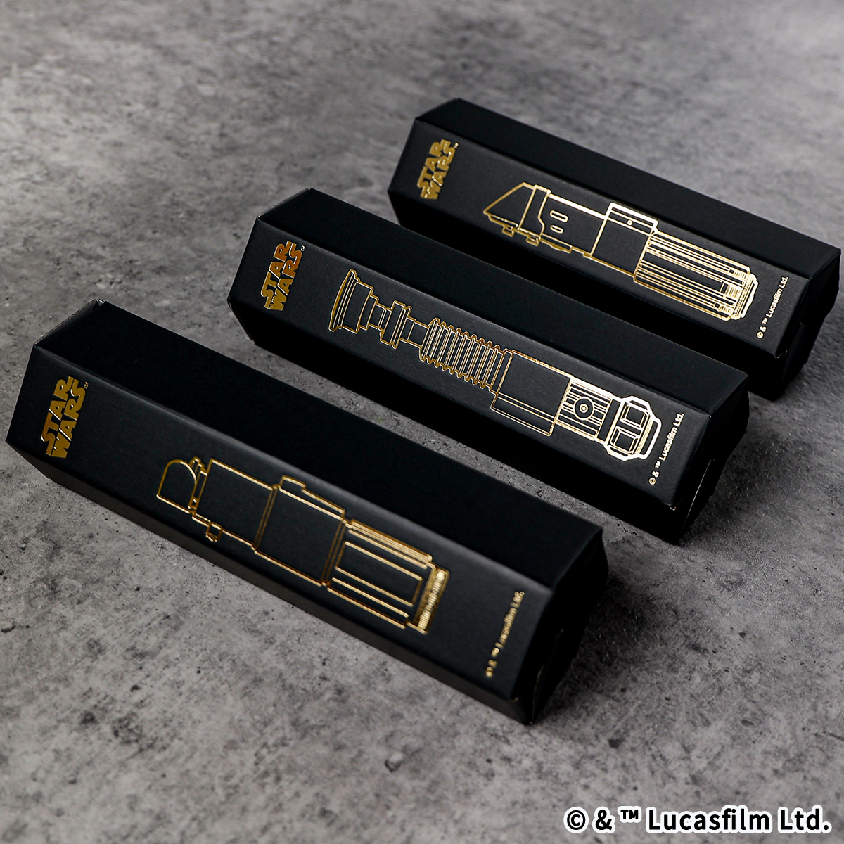 STAR WARSライトセーバーBOX入り 蓄光Tシャツ オビワン